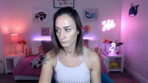 Holi Hurricane online show from 12.02.25