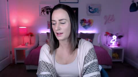 Snapshot of holihurricane chatting on 02.19.26 Holi Hurricane online show from 02.19.26