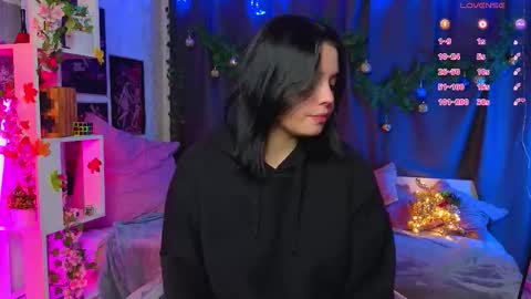 Lux online show from 11.23.25