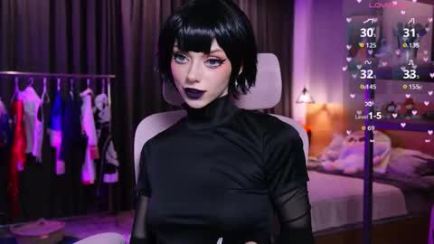 Holli online show from 02.06.26