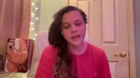 Hollys Drive threw Side Of CB. online show from 12.17.24