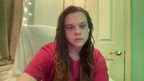 Hollys Drive threw Side Of CB. online show from 12.20.24