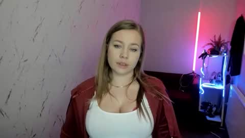 Holly online show from 01.07.26