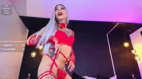 Snapshot of holly_kat chatting on 10.26.25 April online show from 10.26.25