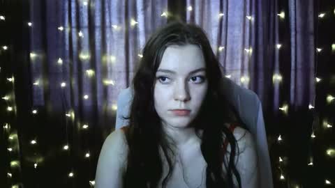 Lana online show from 11.23.25