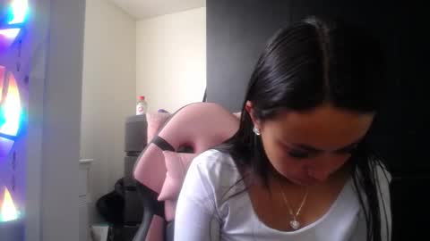 Holly online show from 01.07.26