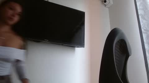 Holly online show from 02.10.26