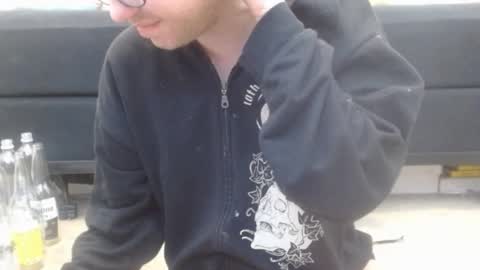 Holly Hawkes online show from 02.27.25