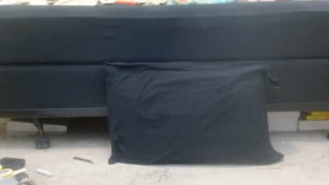 Holly Hawkes online show from 03.05.25