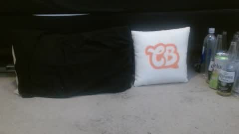 Holly Hawkes online show from 03.21.26