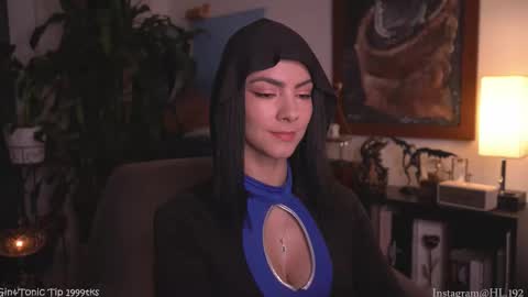 Holly Linder online show from 10.11.25