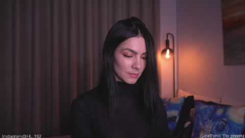 Holly Linder online show from 04.18.26