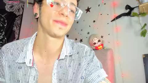 Snapshot of hollypurple chatting on 02.15.26 Hades and Persefone online show from 02.15.26