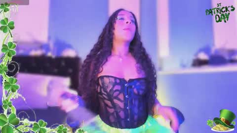 Hollys online show from 03.18.26