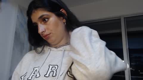 hollyshit_ online show from 02.07.25