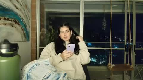Snapshot of hollyshit_ chatting on 04.27.26 hollyshit_ online show from 04.27.26