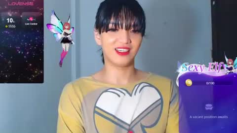 Snapshot of hollywoodbitch chatting on 07.05.26 Isabella Marie online show from 07.05.26