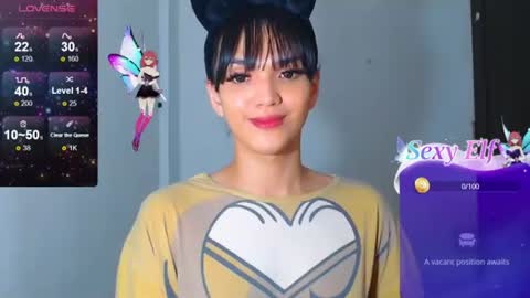 Snapshot of hollywoodbitch chatting on 07.20.26 Isabella Marie online show from 07.20.26