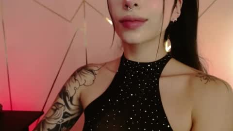 Snapshot of hollyxx_ chatting on 03.05.25 holly online show from 03.05.25
