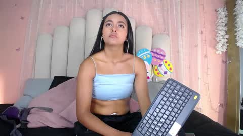 Hollyy online show from 03.30.26