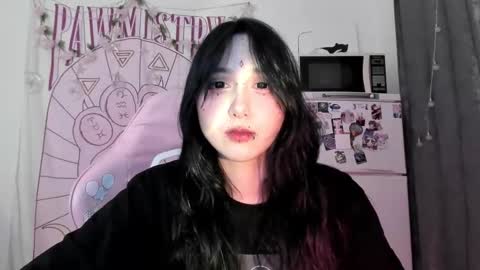 Snapshot of holy420loly chatting on 02.18.26 Ho Lee Sheet online show from 02.18.26