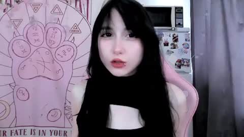 Snapshot of holy420loly chatting on 07.23.26 Ho Lee Sheet online show from 07.23.26