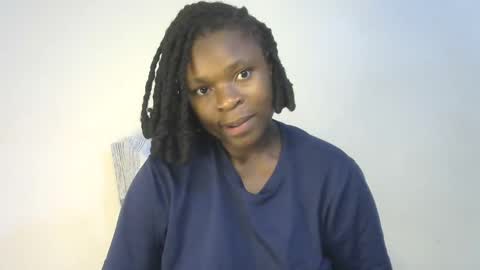 Snapshot of holy_ebony chatting on 04.22.26 holy_ebony online show from 04.22.26