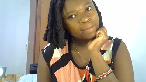 Snapshot of holy_ebony chatting on 04.29.26 holy_ebony online show from 04.29.26