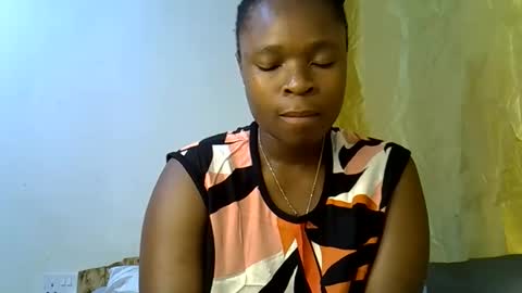 Snapshot of holy_ebony chatting on 05.28.26 holy_ebony online show from 05.28.26