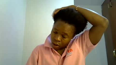 Snapshot of holy_ebony chatting on 06.22.26 holy_ebony online show from 06.22.26