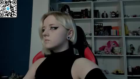 holy_mistresss online show from 02.06.26