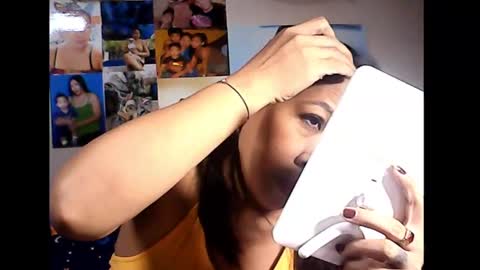 Snapshot of holygurl77 chatting on 12.31.24 cristy online show from 12.31.24