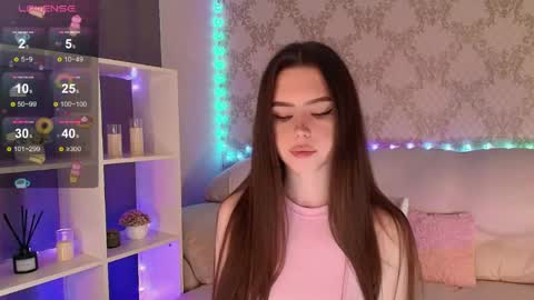 Snapshot of holymiax chatting on 05.19.26 Mia online show from 05.19.26