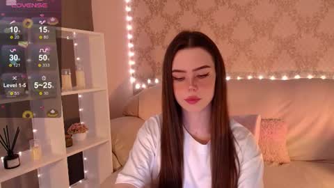 Snapshot of holymiax chatting on 06.25.26 Mia online show from 06.25.26