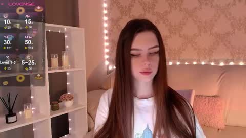 Snapshot of holymiax chatting on 07.05.26 Mia online show from 07.05.26