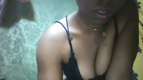 Snapshot of honeria98 chatting on 07.01.26 honeria98 online show from 07.01.26