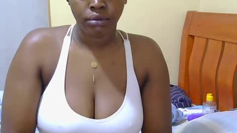 Snapshot of honey_caddy chatting on 06.18.26 honey_caddy online show from 06.18.26