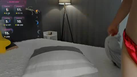 Snapshot of honey_chantal chatting on 07.17.26 Chantal online show from 07.17.26