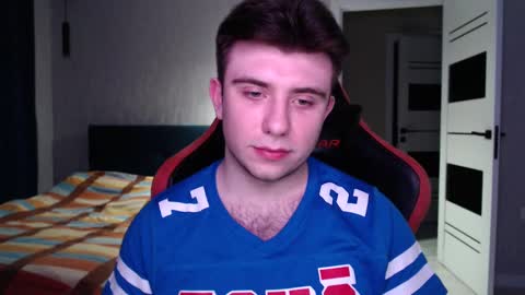 Wolfy online show from 03.10.25