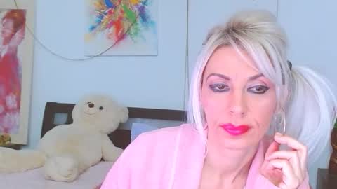 honey_lara online show from 01.18.26