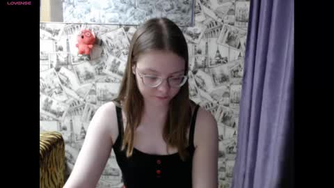 Lina online show from 12.22.24