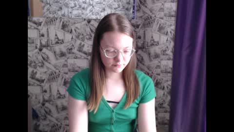 Lina online show from 02.15.25