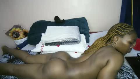 Snapshot of honey_nubia0 chatting on 02.17.26 honey_nubia0 online show from 02.17.26