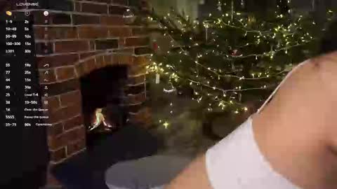 Snapshot of honey_pixie chatting on 12.19.24 honey_pixie online show from 12.19.24
