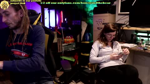 Honey and Bear online show from 02.03.25