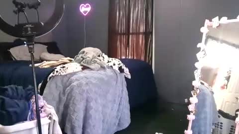 Snapshot of honeybabiii6969 chatting on 02.20.26 honeybabiii6969 online show from 02.20.26