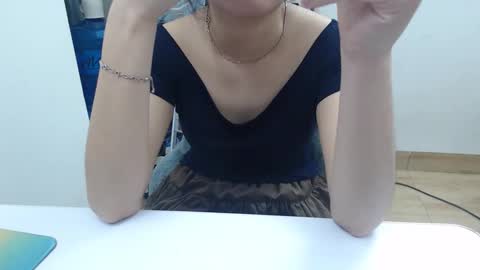 honeybaby2k online show from 11.25.25