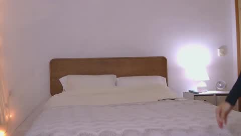 Snapshot of honeybbxx chatting on 09.27.25 honeybbxx online show from 09.27.25