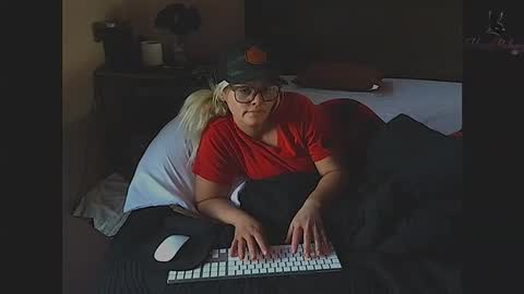 honeybuhnny online show from 05.07.26