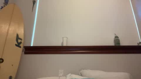 honeybun_z online show from 12.14.25